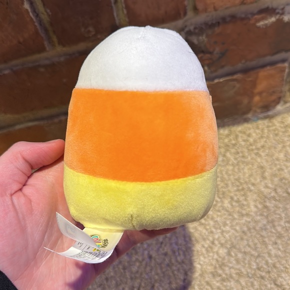 Candy corn Squishmallow 3.5” from Halloween mystery Squishmallow collection, new - Picture 2 of 2